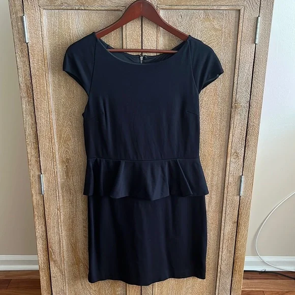 express peplum dress V-neck Sleeveless Mini Peplum Sweater Dress